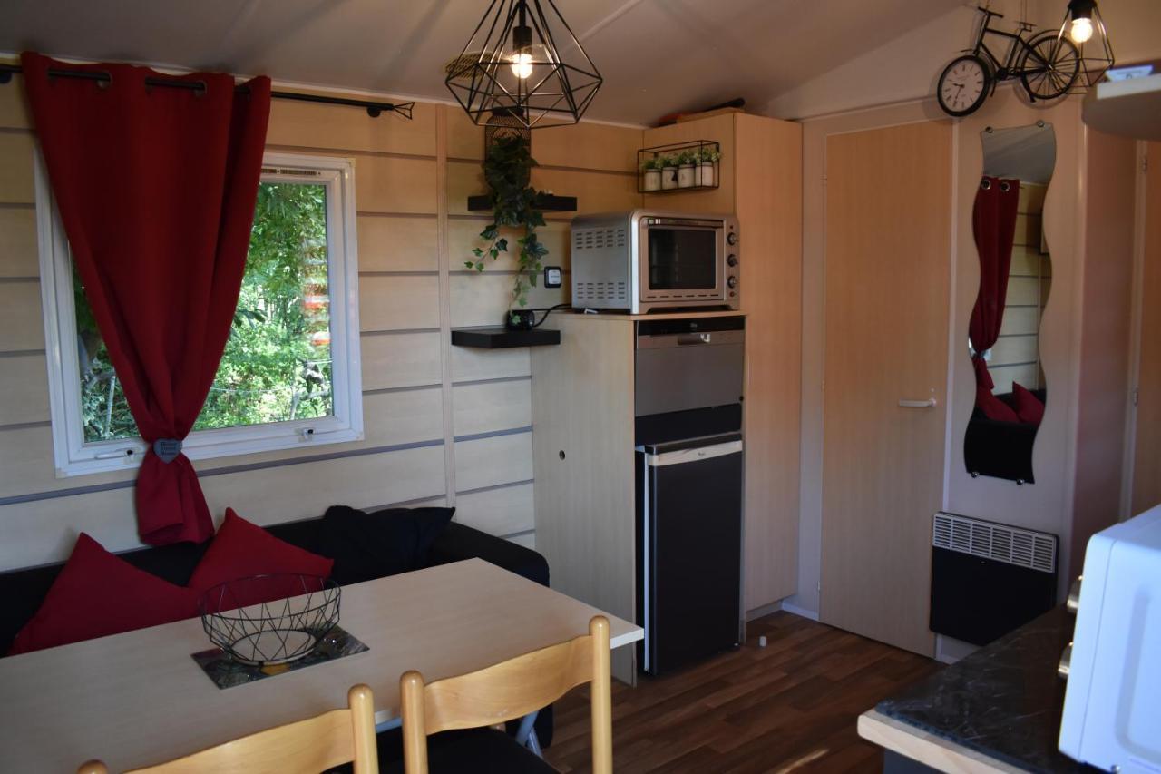 Mobil-Home Sur Terrain Bucolique Hyères Eksteriør billede